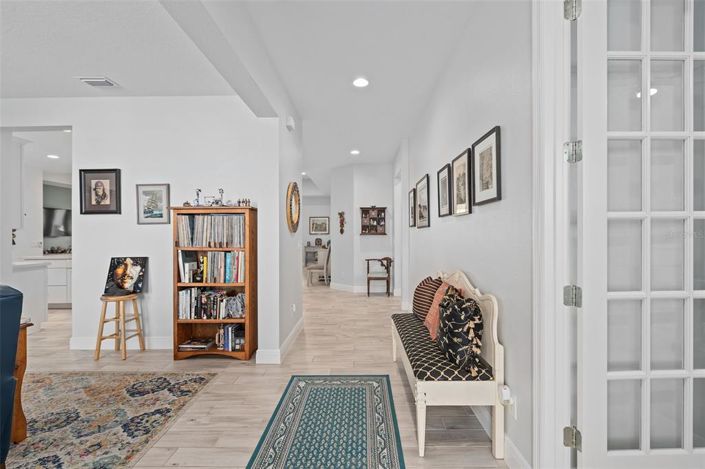 Image No.3-4 Bed House for sale