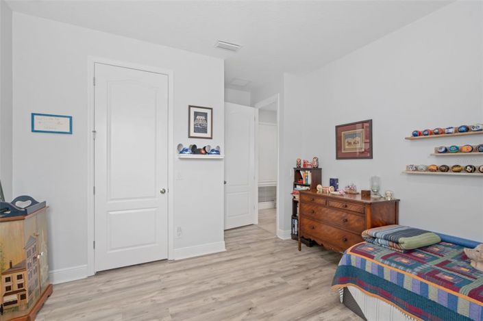 Image No.30-4 Bed House for sale