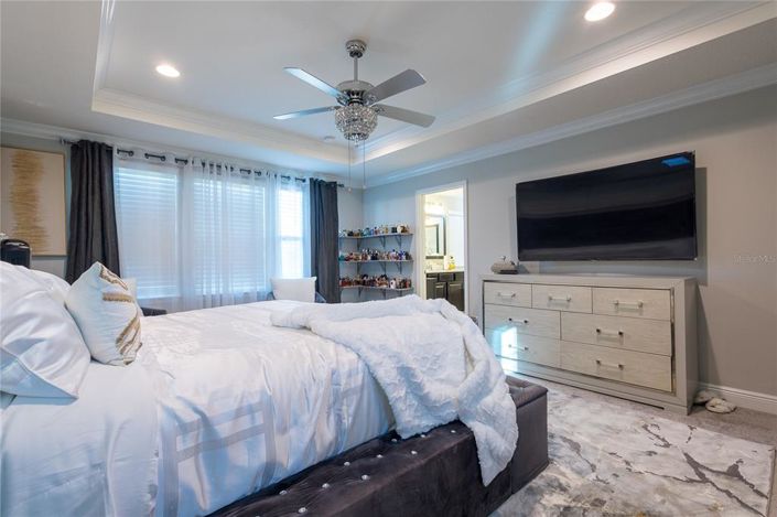 Image No.13-4 Bed House for sale