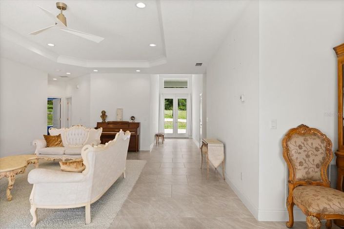 Image No.17-4 Bed House for sale