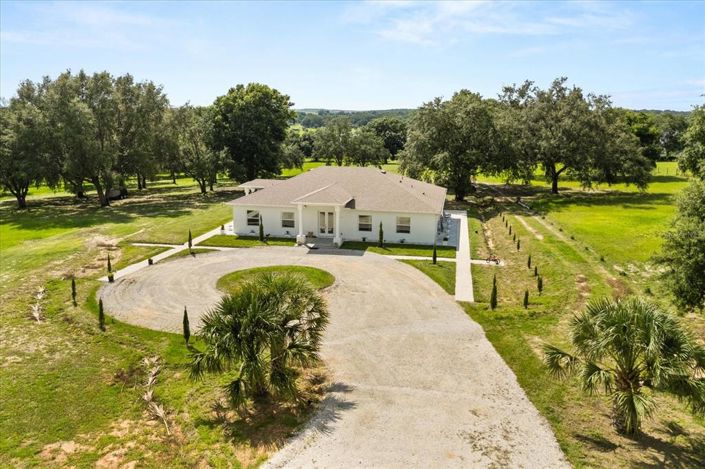 Image No.2-4 Bed House for sale