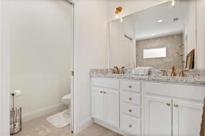 Image No.21-4 Bed House for sale