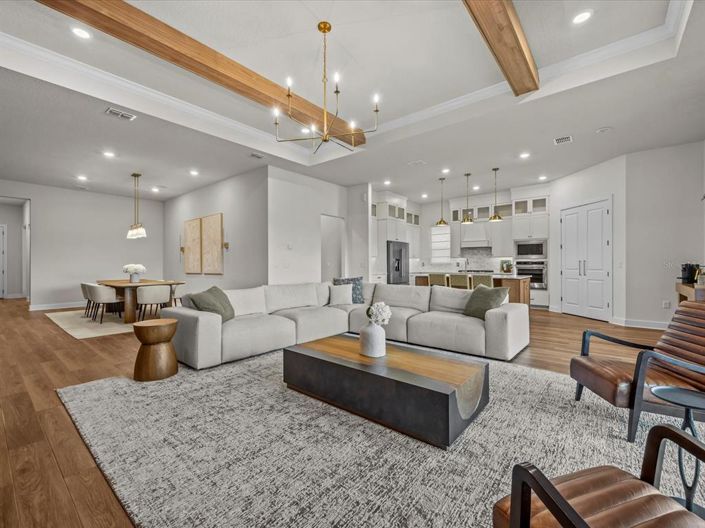 Image No.2-Maison de 5 chambres à vendre à Saint John