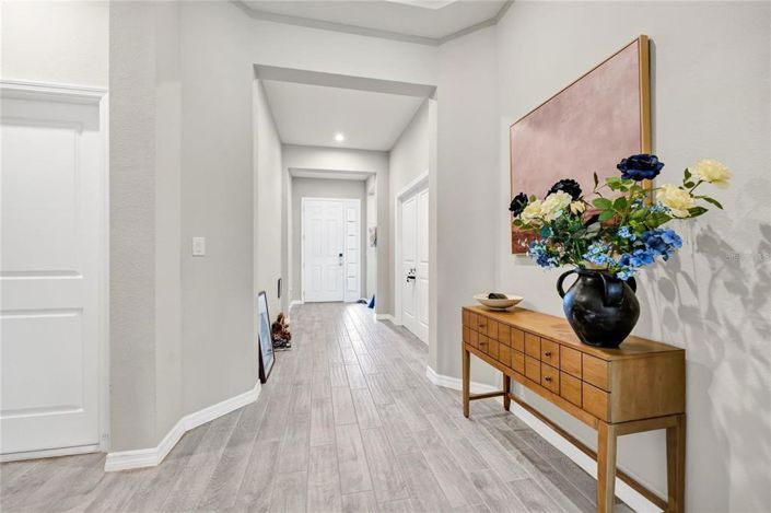 Image No.16-4 Bed House for sale