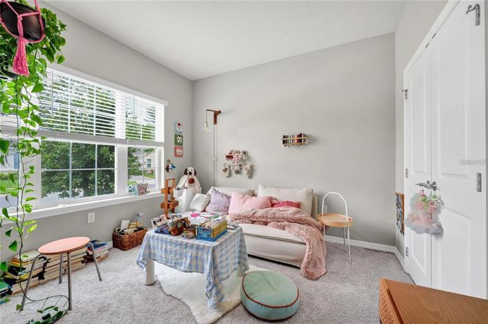 Image No.17-4 Bed House for sale