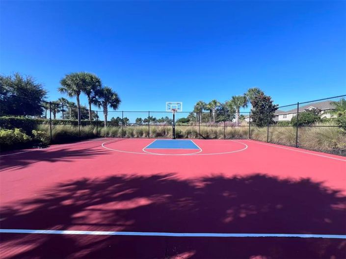 Image No.36-4 Bed House for sale