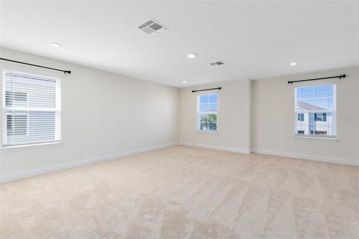 Image No.24-5 Bed House for sale