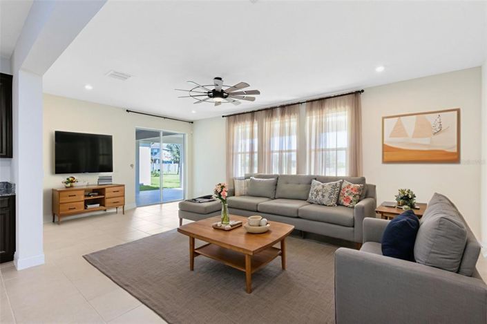 Image No.3-5 Bed House for sale