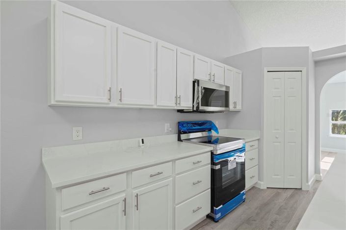 Image No.14-3 Bed House for sale