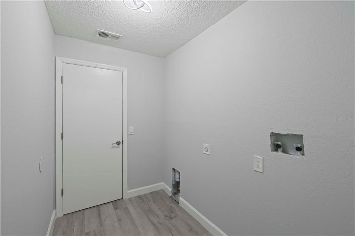 Image No.30-3 Bed House for sale