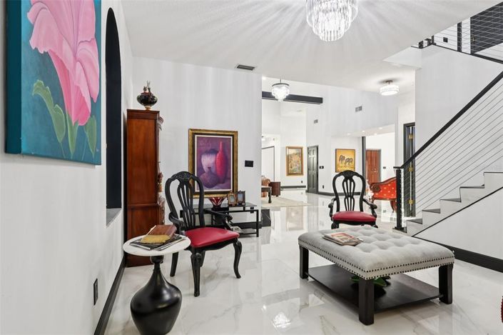 Image No.22-4 Bed House for sale