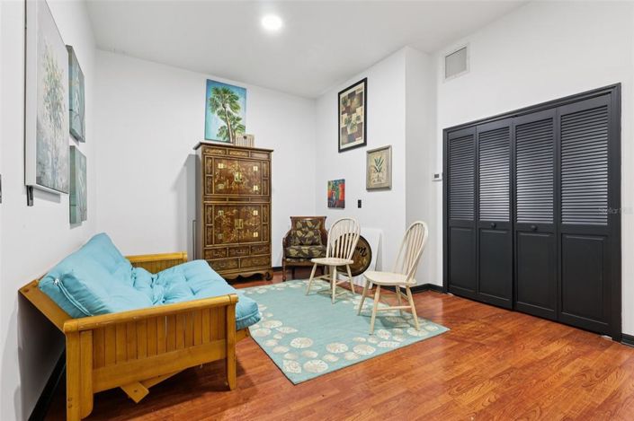 Image No.28-4 Bed House for sale