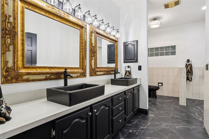 Image No.34-4 Bed House for sale