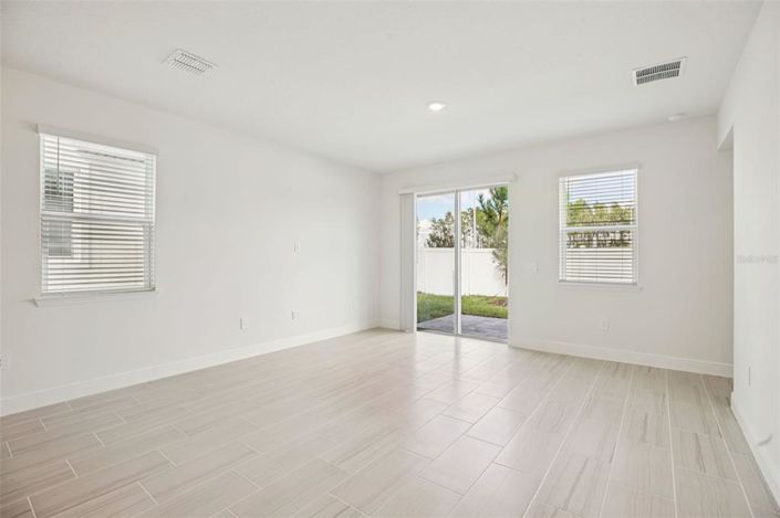 Image No.10-Maison de ville de 4 chambres à vendre à Saint John