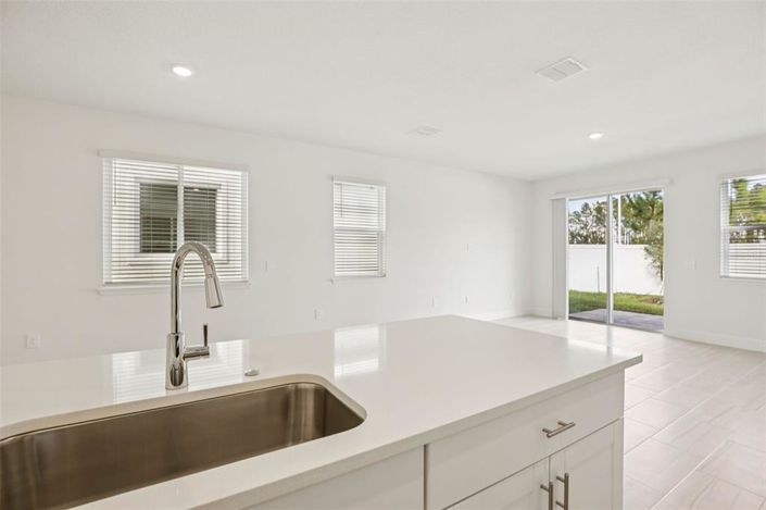 Image No.17-Maison de ville de 4 chambres à vendre à Saint John