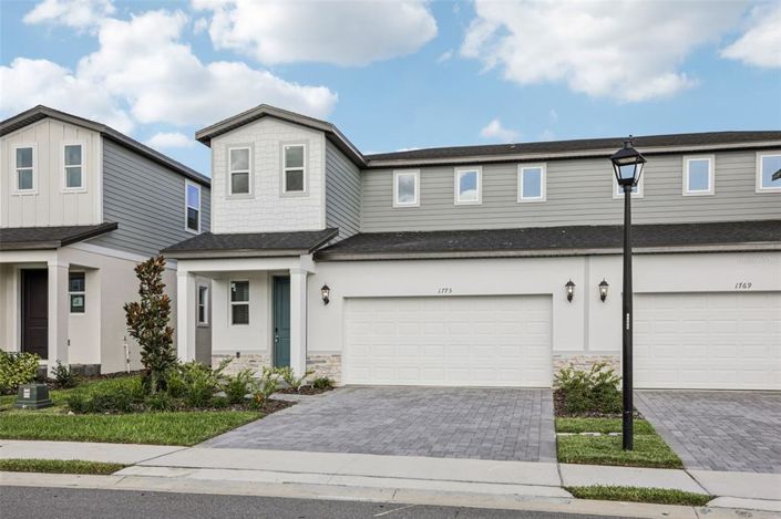 Image No.2-Maison de ville de 4 chambres à vendre à Saint John