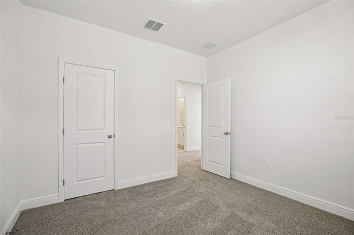 Image No.32-Maison de ville de 4 chambres à vendre à Saint John