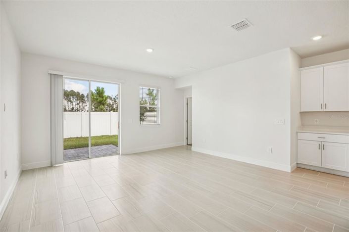 Image No.9-Maison de ville de 4 chambres à vendre à Saint John