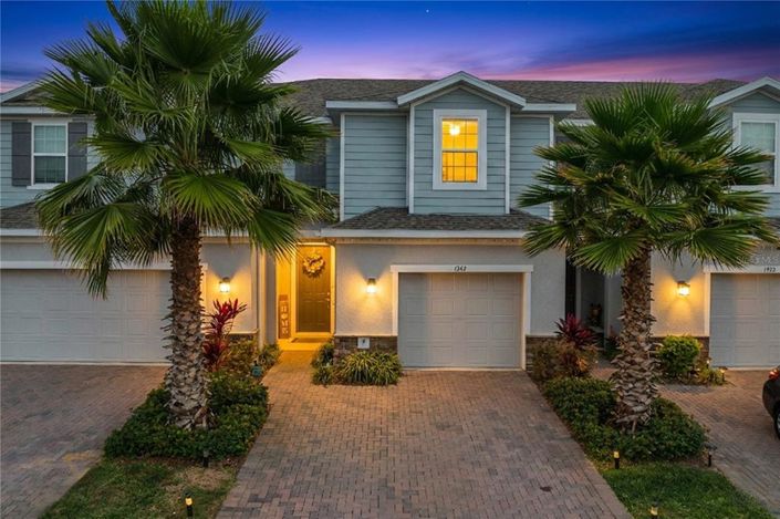 Image No.2-3 Bed Townhouse for sale