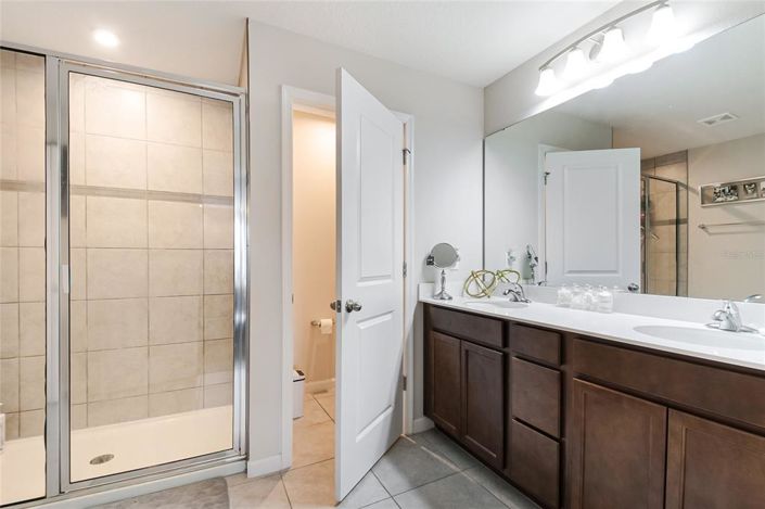 Image No.37-3 Bed Townhouse for sale