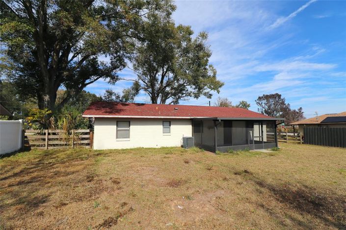 Image No.9-3 Bed House for sale