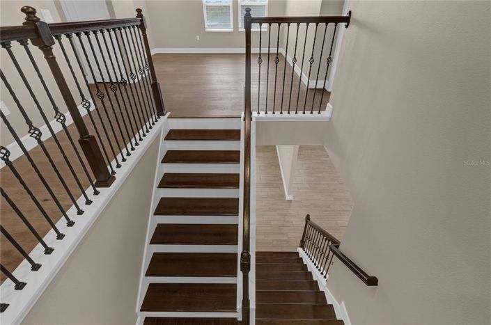 Image No.17-5 Bed House for sale