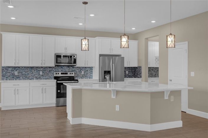 Image No.20-5 Bed House for sale