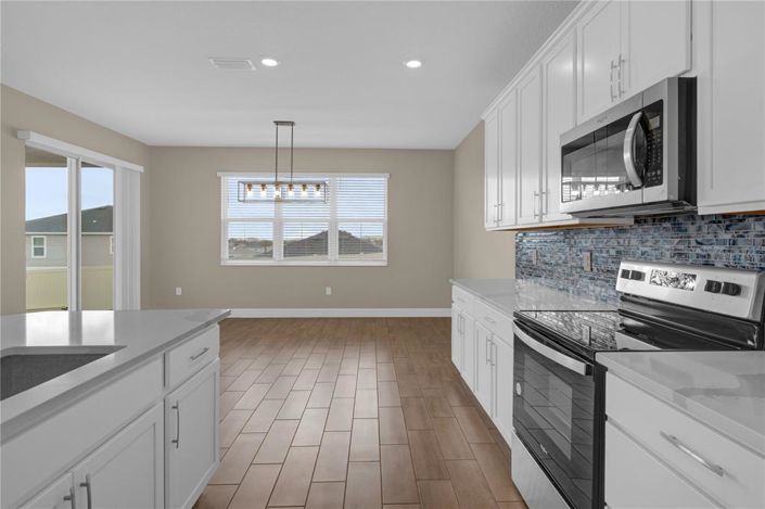 Image No.22-5 Bed House for sale