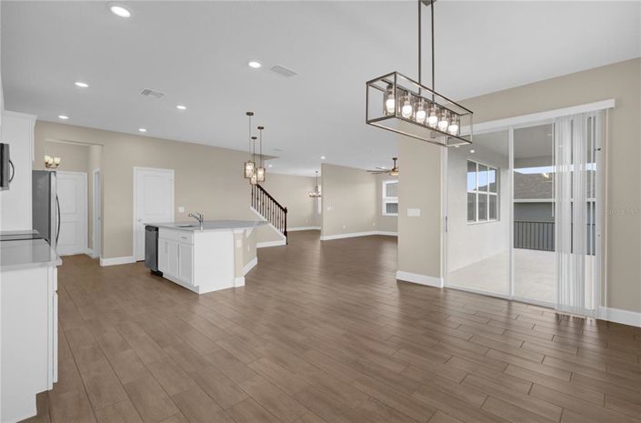 Image No.26-5 Bed House for sale