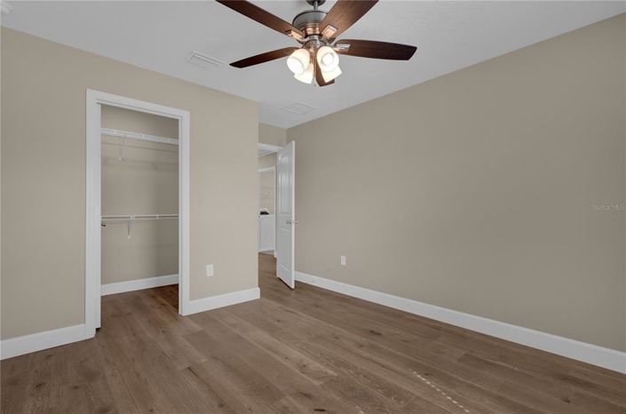 Image No.34-5 Bed House for sale