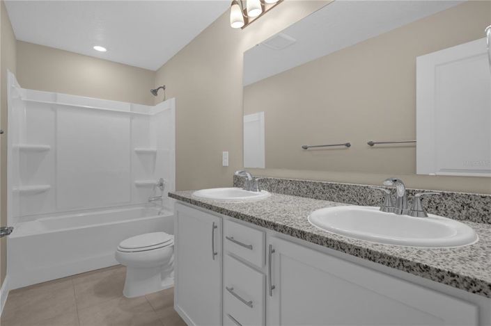 Image No.42-5 Bed House for sale