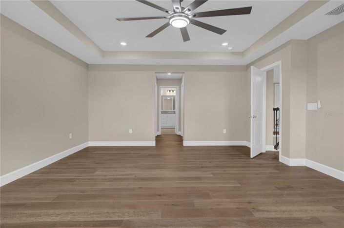 Image No.45-5 Bed House for sale