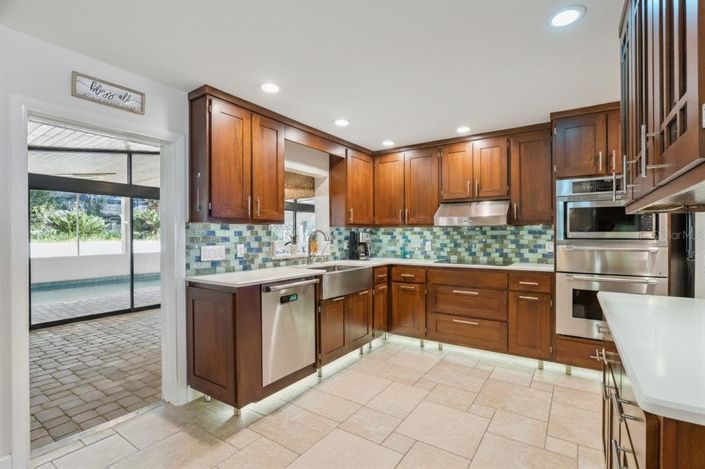 Image No.22-3 Bed House for sale