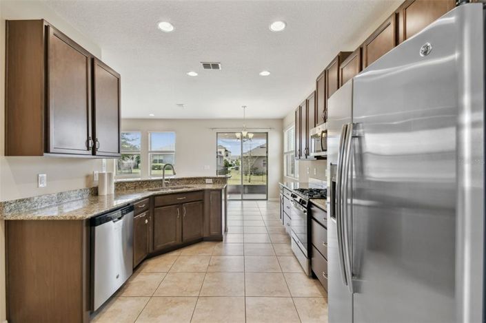 Image No.13-4 Bed House for sale