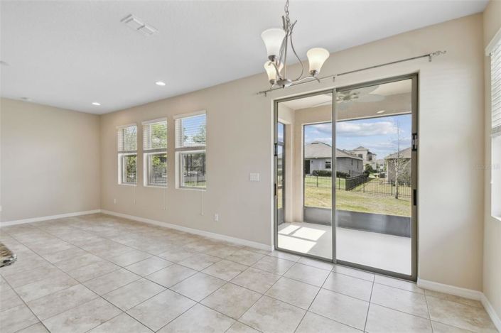 Image No.24-4 Bed House for sale