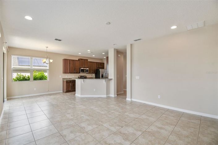 Image No.25-4 Bed House for sale