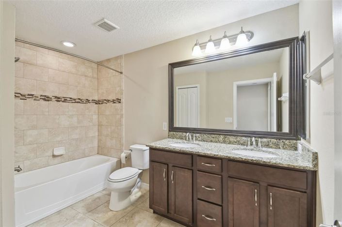 Image No.44-4 Bed House for sale