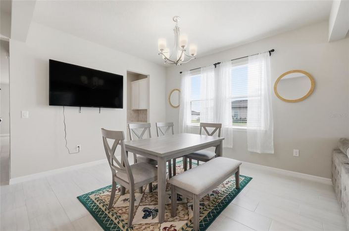 Image No.21-5 Bed House for sale