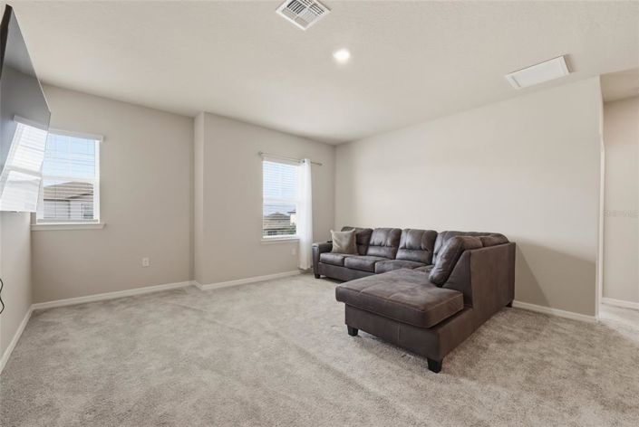 Image No.35-5 Bed House for sale
