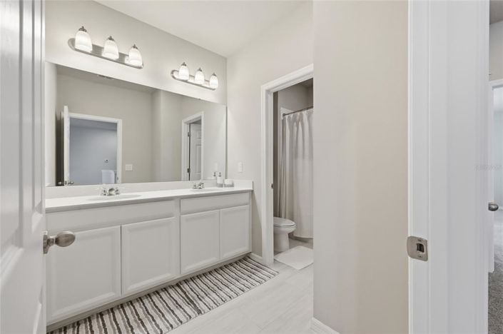 Image No.39-5 Bed House for sale