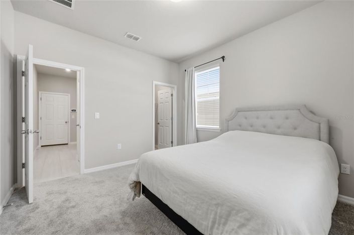 Image No.40-5 Bed House for sale