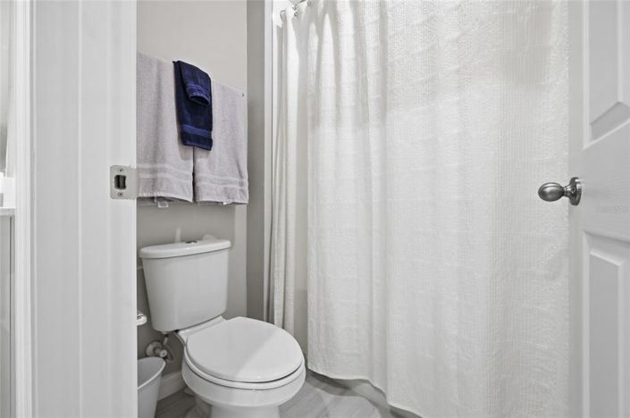 Image No.40-5 Bed House for sale