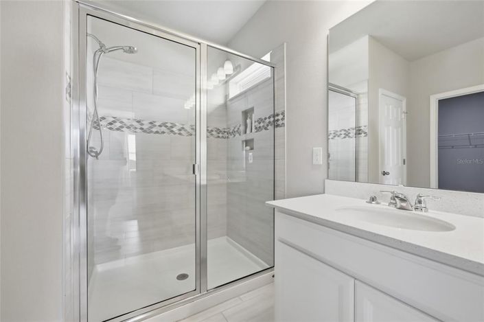 Image No.55-5 Bed House for sale