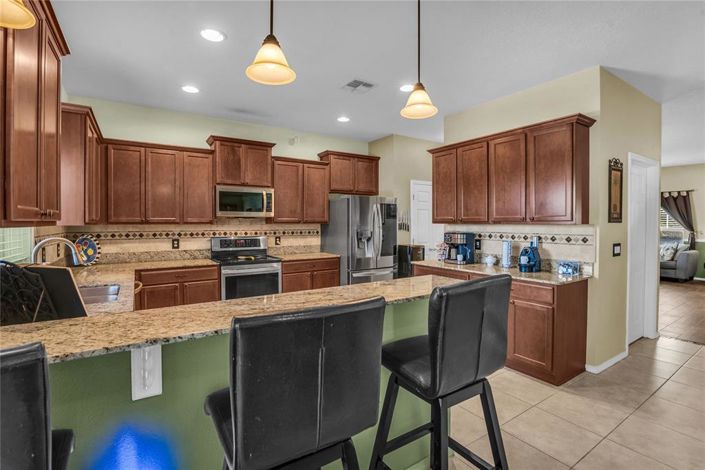 Image No.13-4 Bed House for sale