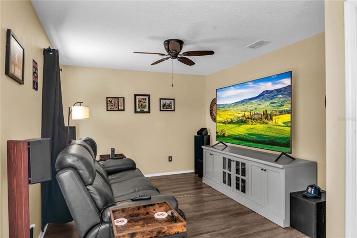 Image No.23-4 Bed House for sale