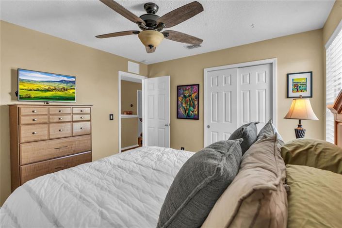 Image No.31-4 Bed House for sale