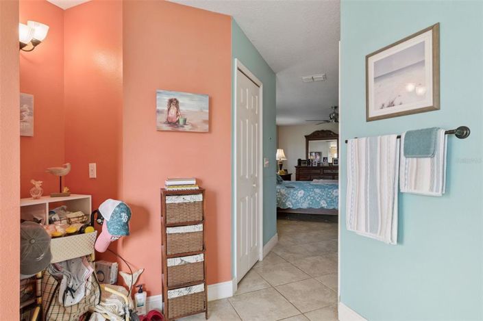 Image No.25-4 Bed House for sale