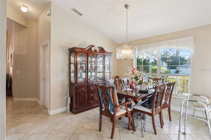 Image No.5-4 Bed House for sale