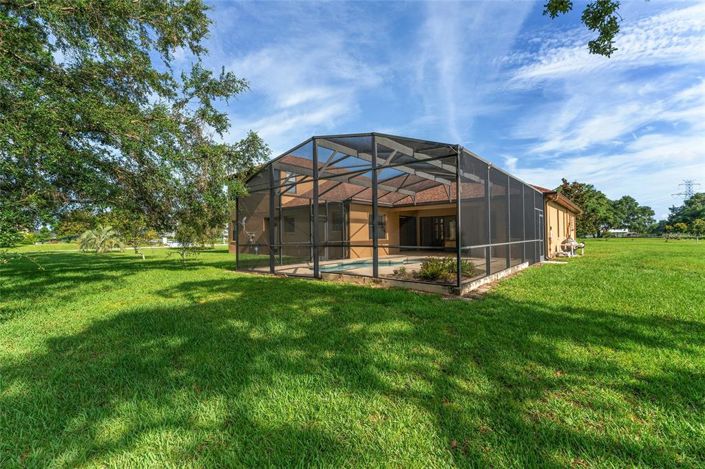 Image No.14-5 Bed House for sale