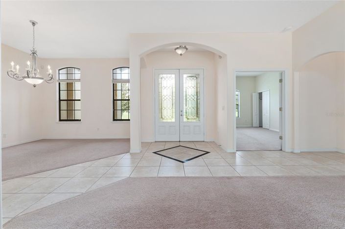 Image No.19-5 Bed House for sale